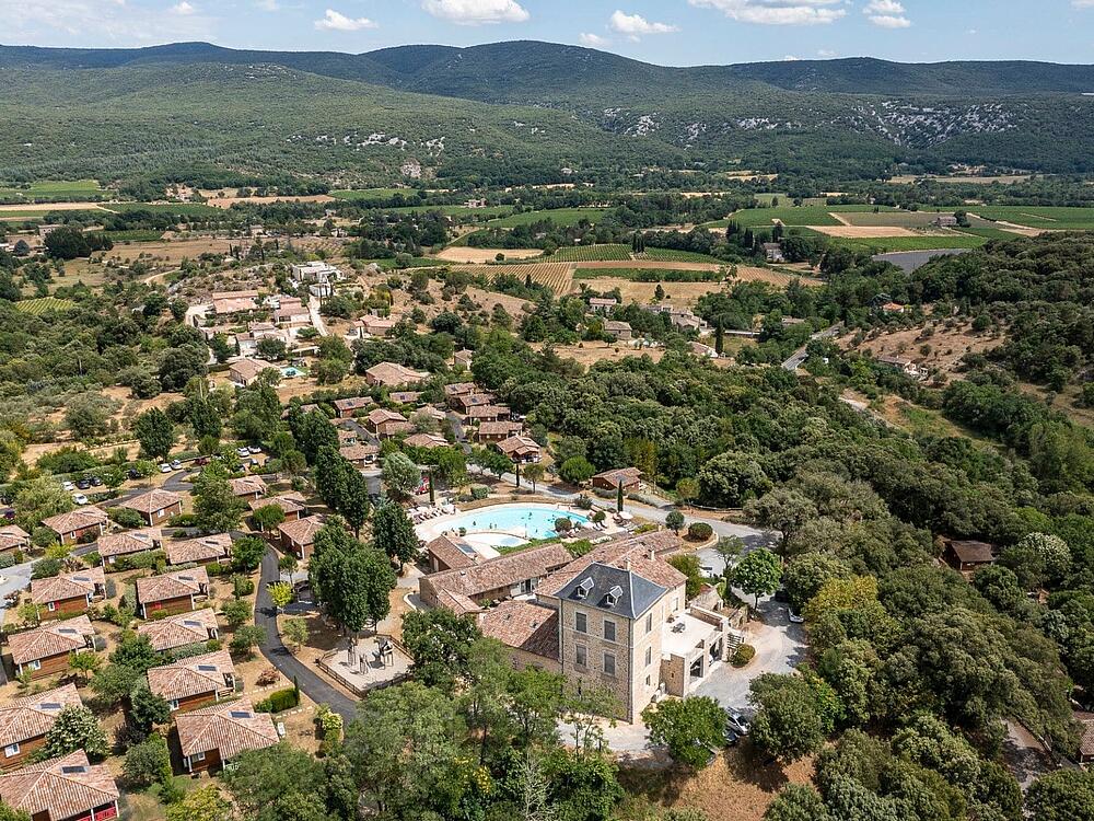 Camping Castel Domaine de Sévenier & Spa LAGORCE Auvergne-Rhône-Alpes 0
