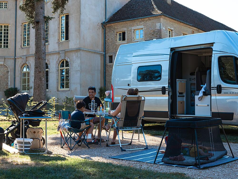 Camping Castel Camping Château de L'Epervière Gigny-sur-Saône Bourgondië-Franche-Comté 0