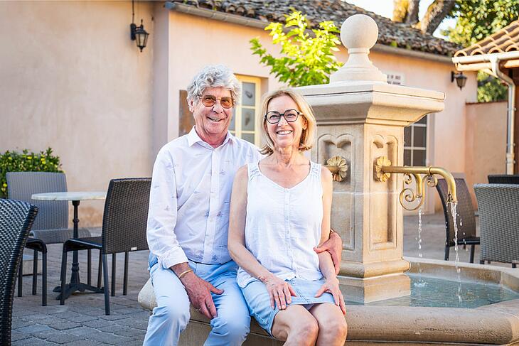 Corinne et Jean Garnier, gérants du camping de l'Epervière en Bourgogne Corinne et Jean Garnier, gérants du camping de l'Epervière en Bourgogne