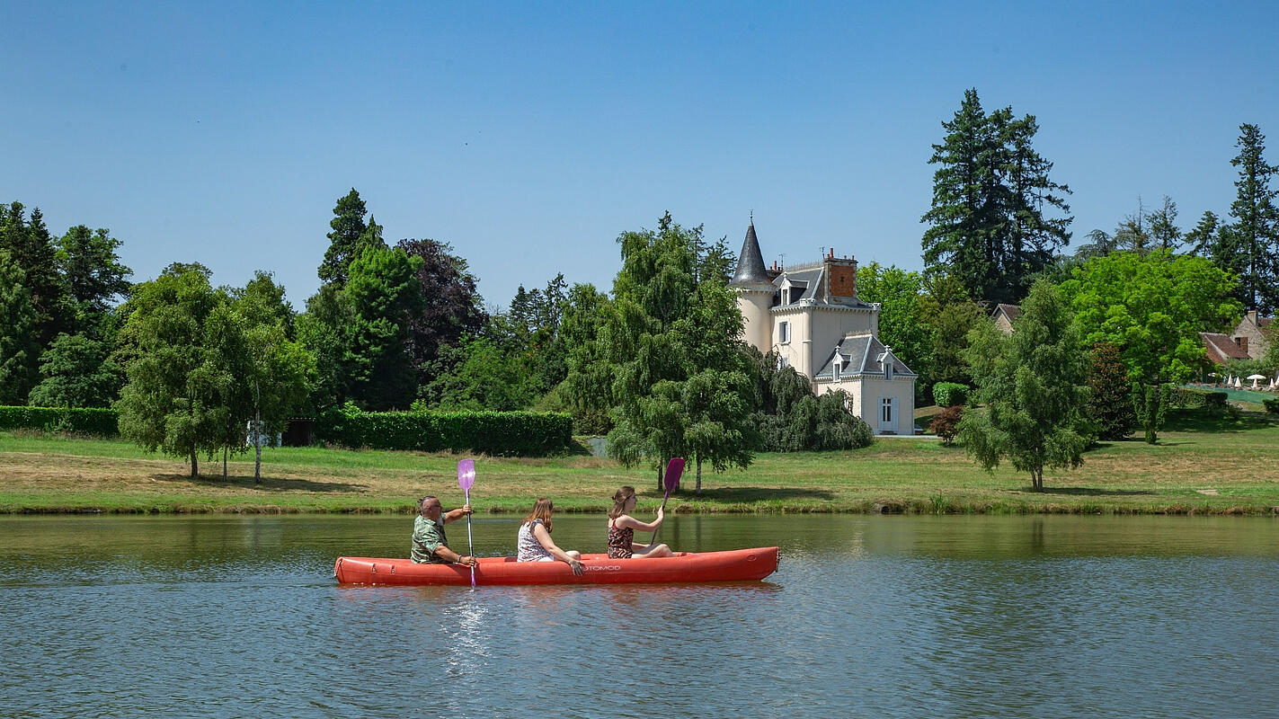 Camping Château de Poinsouze, Creuse Camping Château de Poinsouze, Creuse