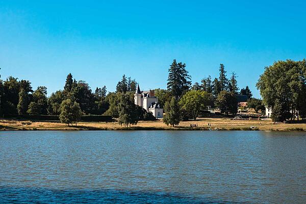 Camping Château de Poinsouze, Creuse