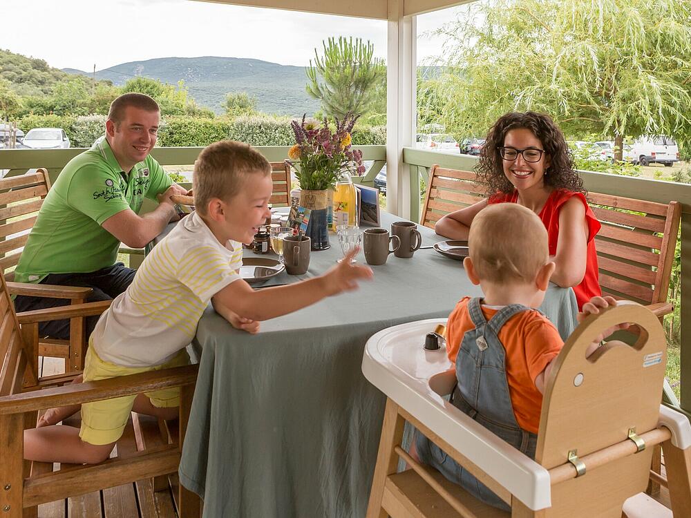 Camping Castel Domaine de Sévenier & Spa LAGORCE Auvergne-Rhône-Alpes 5