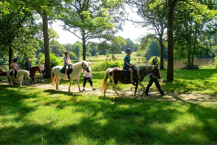 pratiquer l'équitation à la Garangeoire balade en poney en vendée
