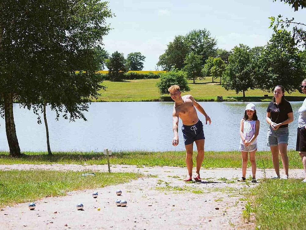 Camping Castel Camping Château de Poinsouze BOUSSAC - BOURG Nieuw-Aquitanië 7