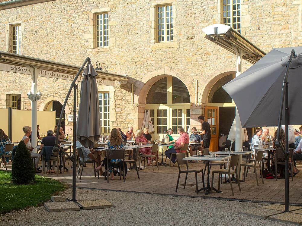 Camping Castel Camping Château de L'Epervière Gigny-sur-Saône Bourgondië-Franche-Comté 17