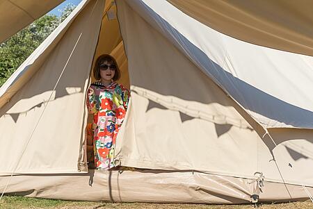 Fantasierijk Laboratorium Garderobe Camping met verhuur uitgeruste en ingerichte tent | Les Castels
